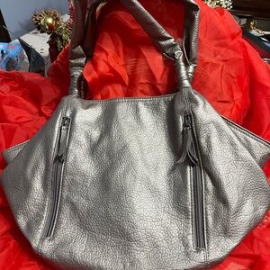 Chic Silver Women's Shoulder Bag